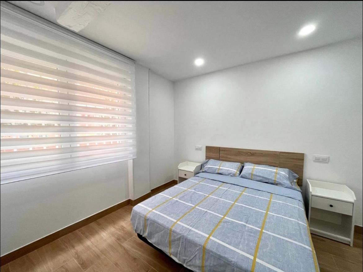 Maximilian Dreams Lägenhet Madrid Exteriör bild
